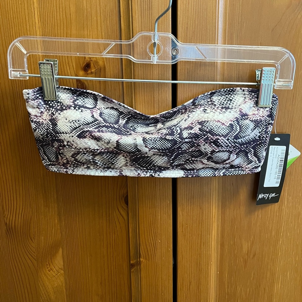 New Nasty Gal bikini top Size 4 bandeau